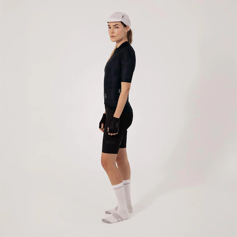 TRICOTA CICLISMO M/C ESSENTIAL BLACK PARA MUJER