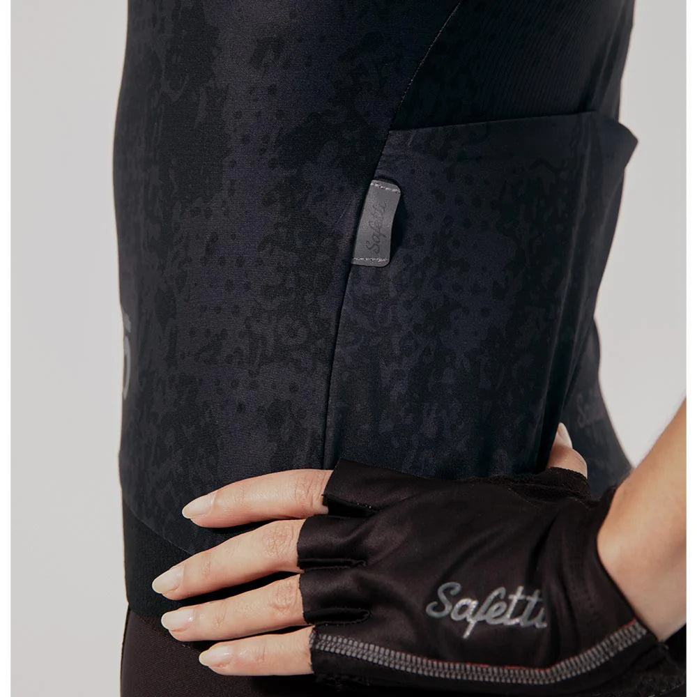 TRICOTA CICLISMO M/C ESSENTIAL BLACK PARA MUJER
